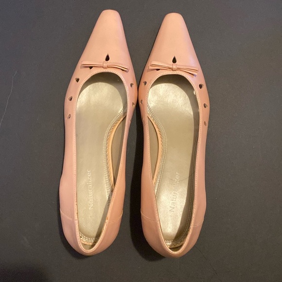 Naturalizer pink leather bow tie kitten heels - Picture 4 of 7